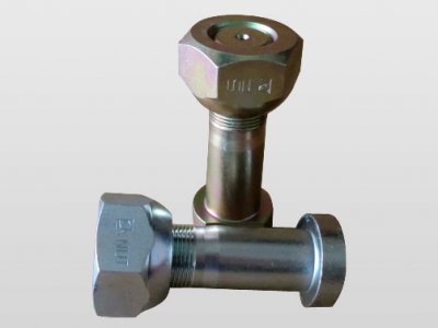 00052-HINO 500 Front Wheel Bolt．24mm