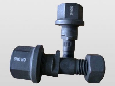 00108-Four-way Front Wheel Bolt